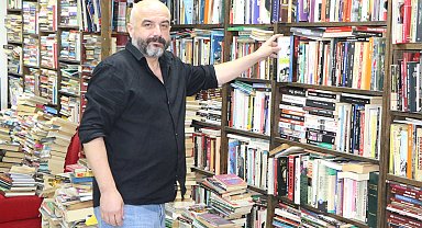 'Kitabın yerini dijital dünya tutmayacak'