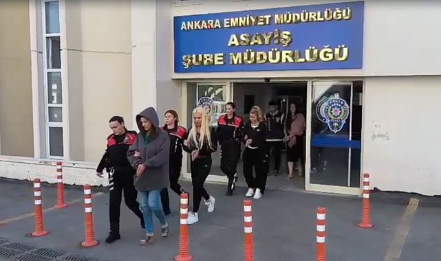 'Müstehcenlik' soruşturmasında Tuğba Ekinci'nin de aralarında olduğu 5 şüpheli gözaltında