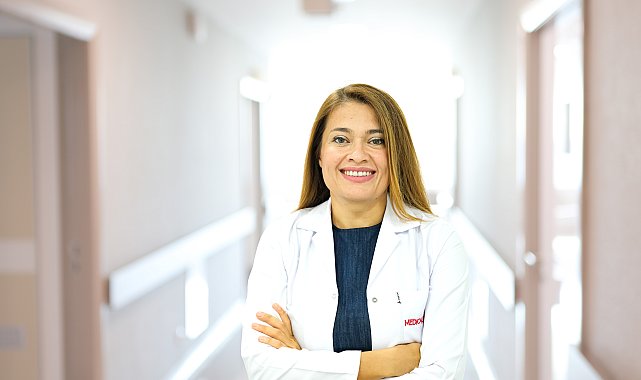 'Okul döneminde çocukların göz sağlığına ekran ve yakın çalışma uyarısı'