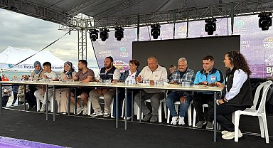 'Tekirdağ Gastronomi ve Bağcılık Festivali'nde köfte yeme yarışması yapıldı