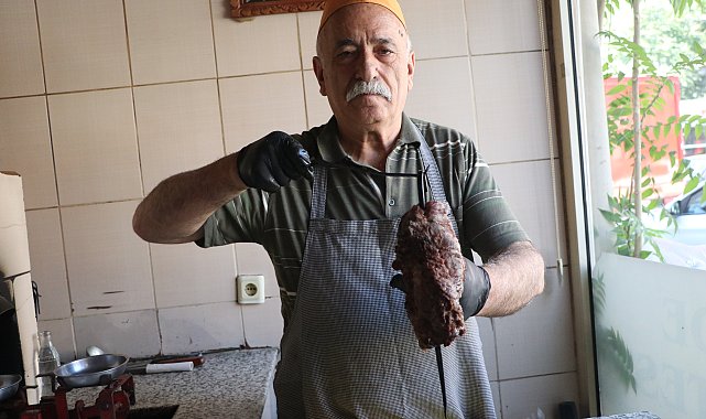 62 yıldır tandır kebabı geleneğini yaşatıyor