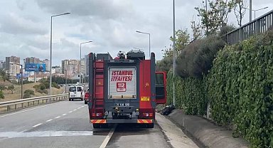 Ataşehir'de motosiklet aydınlatma direğine çarptı: 1 ağır yaralı