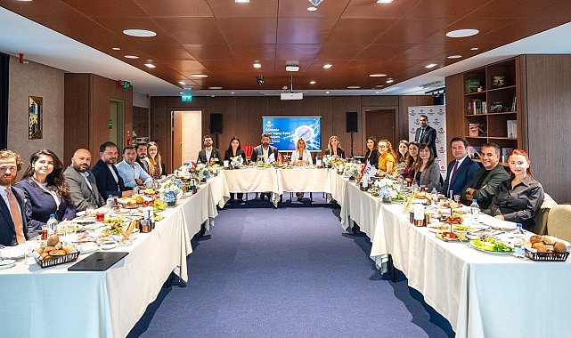 Bahçeşehir Koleji'nden öğrencilerin gelişim dönemlerine göre yapay zeka modeli