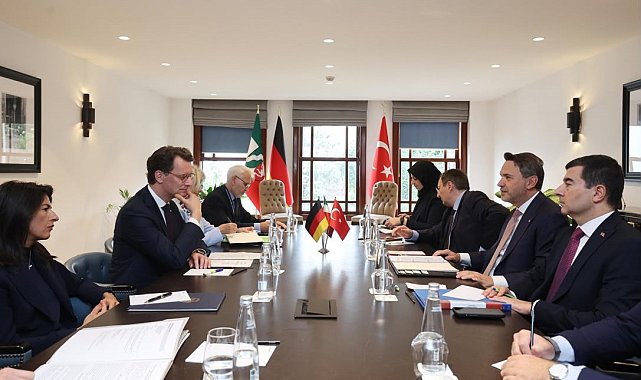 Bakan Bayraktar, Kuzey Ren-Vestfalya Eyaleti Başbakanı Wüst ile görüştü