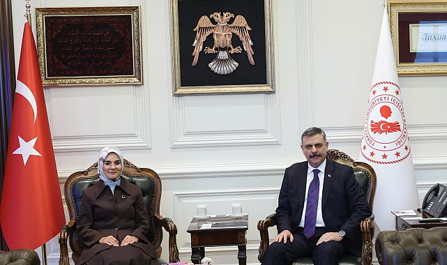 Bakan Çiftçi: Vatandaşın ihtiyacını doğru zamanda ve yerinde ihtiyaçlarını görmekle mükellefiz