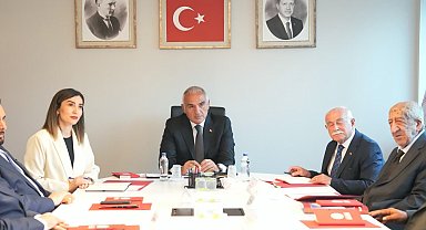 Bakan Ersoy, Alevi-Bektaşi Kültür ve Cemevi Başkanlığı'nın ilk toplantısına başkanlık etti