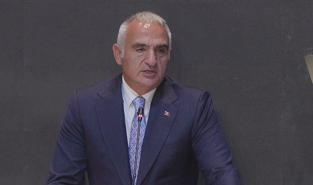 Bakan Ersoy: İstanbul dünyanın en büyük etkinliklerine ev sahipliği yapabilecek sayılı metropollerden biri