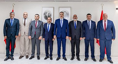 Bakan Fidan, Suriye Türkmen Meclisi Başkanı Mustafa ve beraberindeki heyet ile görüştü