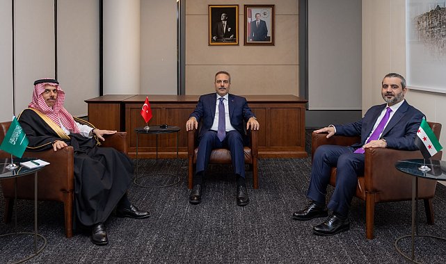 Bakan Fidan, Türkiye-Suriye-Suudi Arabistan Üçlü Dışişleri Bakanları toplantısına ev sahipliği yaptı