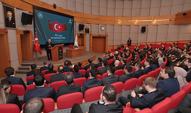 Bakan Güler, kaymakam adaylarıyla bir araya geldi