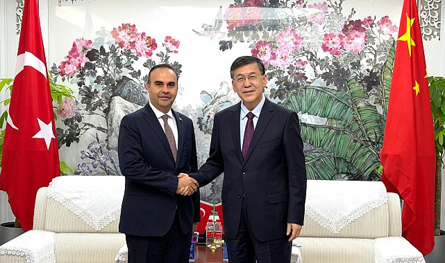 Bakan Kacır, Çinli mevkidaşı Yin Hejun ile bir araya geldi