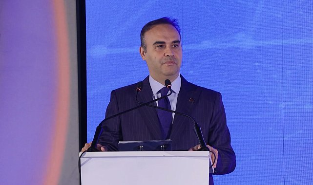 Bakan Kacır'dan 1,6 milyar dolarlık HIT-Yapay Zeka Çağrısı