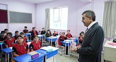Bakan Tekin: Derslik başına düşen öğrenci sayısı, OECD ortalamasının üzerinde