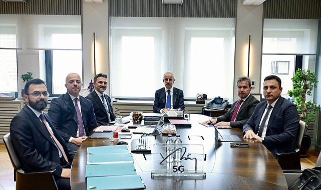 Bakan Uraloğlu, havacılık şirketlerinin temsilcilerini ağırladı