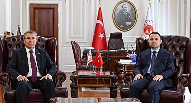 Bakanlar Gürlek ve Güler, KKTC Başbakanı Üstel ile bir araya geldi