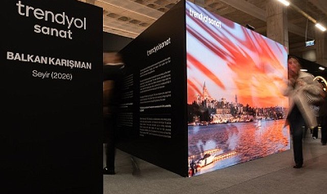 Balkan Karışman'ın 'Seyir'i Contemporary Istanbul'da ilk kez izleyiciyle buluştu