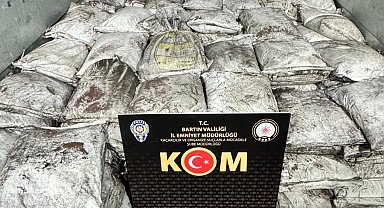 Bartın'da evin deposunda 8 ton titanyum ele geçirildi
