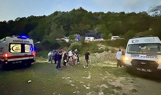 Bartın'da patpat devrildi: 1'i ağır 8 yaralı