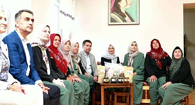 Başkan Aydın üreten kadınların her zaman yanında