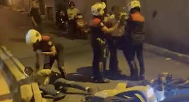 Beyoğlu'nda polisin 'dur' ihtarına uymayan şüpheliler yakalandı: 4 gözaltı
