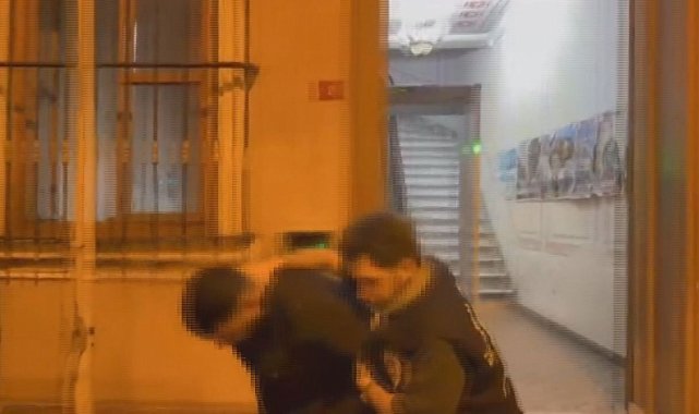 Beyoğlu'nda uyuşturucu operasyonu: 3 şüpheli tutuklandı
