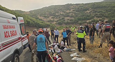 Bingöl'de minibüs şarampole devrildi: 10 yaralı