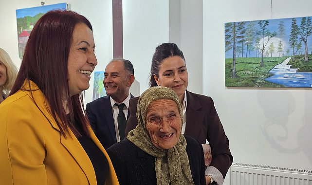 Bob Ross'tan ilham alıp resme başlamıştı; 81 yaşında ikinci sergisini açtı