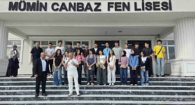 Bursa’da başarılı öğrencilere tablet ve telefon sürprizi!