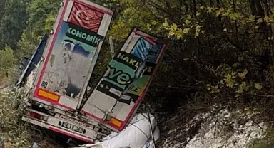 Bursa’da feci kaza: Tır, kanala uçtu