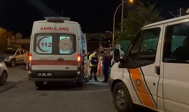 Bursa'da iskeleden denize düşen kişi boğulma tehlikesi geçirdi