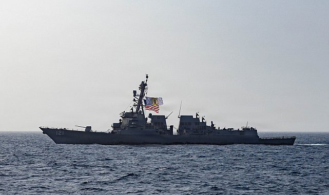 CENTCOM'dan 'ABD savaş gemileri vuruldu' iddiasına yalanlama