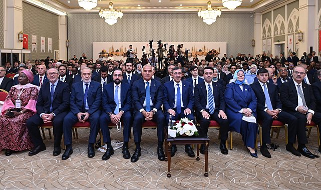 Cevdet Yılmaz: İnsan haklarını savunan herkes, Müslümanlara saldırılara da aynı açık tavrı almalı