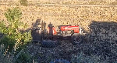 Çorum'da minibüs ile traktör çarpıştı: 1 ölü, 1 yaralı