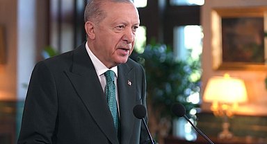 Cumhurbaşkanı Erdoğan: İmam hatipler başarı çıtasını sürekli daha yükseğe taşıyor