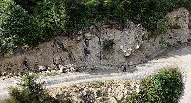 Dizlerinde ağrı, yüreğinde tutku; 'Ayder'in Nazmiye ablası' dağ maratonuna hazırlanıyor