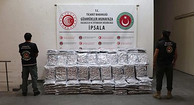 Edirne'de gümrük kapılarında 147 kilo esrar ve 27 kilo kokain ele geçirildi