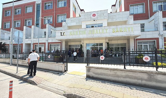 Eğlence mekanında 1 kişinin öldürüldüğü, 4 kişinin de yaralandığı kavgaya 6 tutuklama