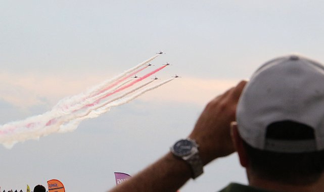Eskişehir'de gökyüzü şöleni