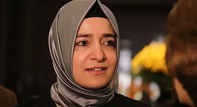 Fatma Betül Sayan Kaya tüm görevlerinden affını istedi