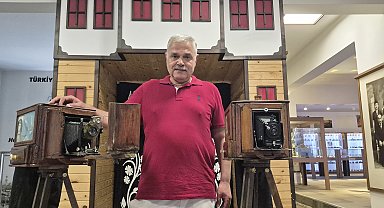 Fotoğrafçı babasından kalan 100 yıllık makinelerin tamiri için Almanya'dan Malatya'ya geldi
