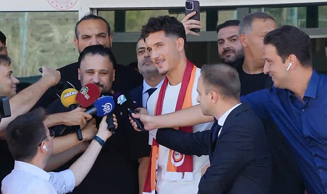 Galatasaray'ın yeni transferi Deniz Gül İstanbul'da