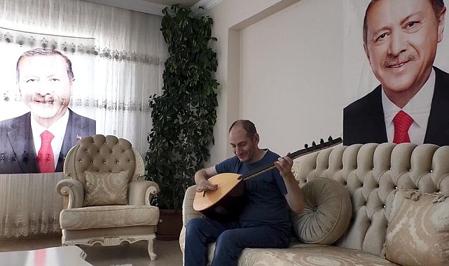 Görme engelli Abdullah, Erdoğan hayranlığını bestesiyle anlattı