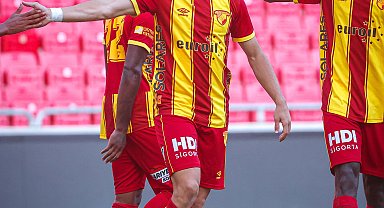 Göztepe'de Arda Okan nazar boncuğu