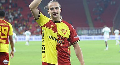Göztepe'de Arda ve Taha formayı bırakmadı