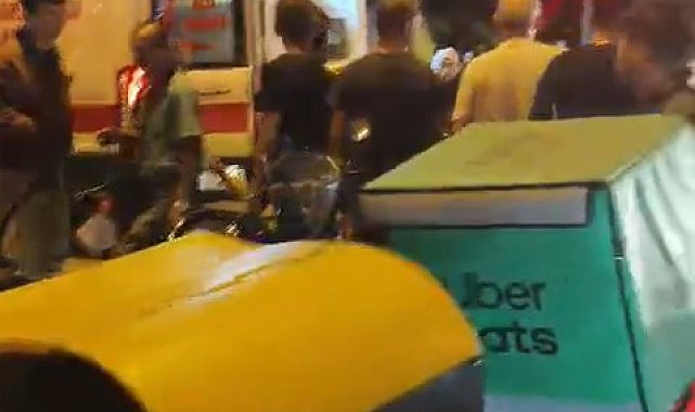 Hafif ticari araç, motosiklete çarptı; 1 ölü, 1 yaralı