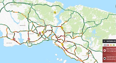 İstanbul'da yağışla birlikte trafik yoğunluğu oluştu