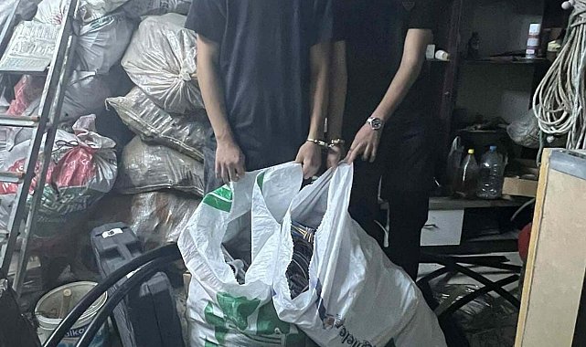 İzmir'de 7 ayrı kablo hırsızlığı olayına karışan 3 şüpheliye suçüstü