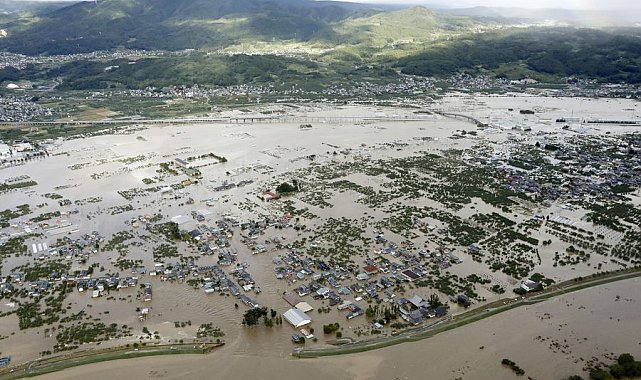 Japonya'da Dujuan Tayfunu'nda hayatını kaybedenlerin sayısı 9'a yükseldi
