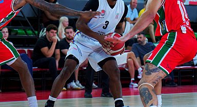 Karşıyaka özel maçta Petkimspor'a mağlup