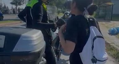 Kayseri'de polis, sınava geç kalan öğrencileri taşıdı